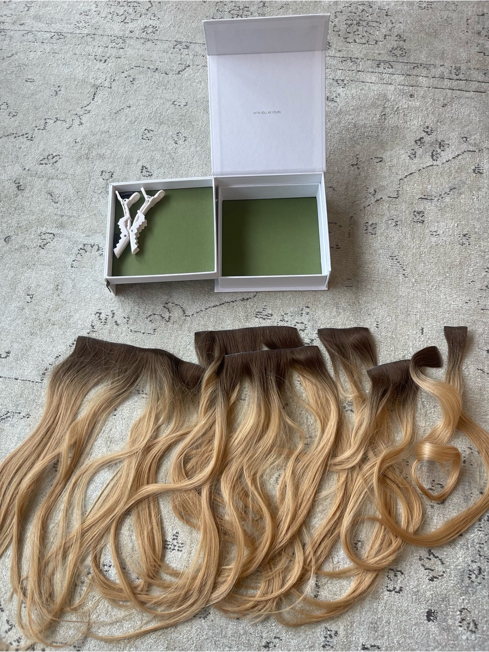 Endaring Hair Rooted Buttercream Blonde. Virgin Remy Extensions clip in